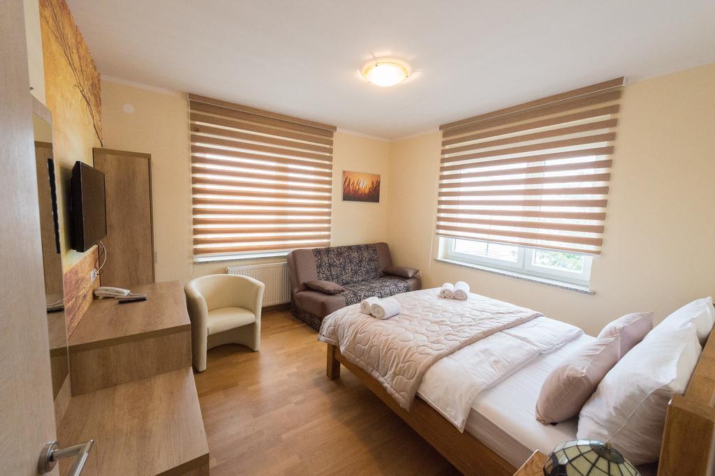 Guest House Gorsic Гросупле Екстериор снимка