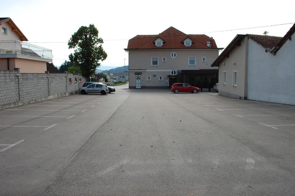 Guest House Gorsic Гросупле Екстериор снимка